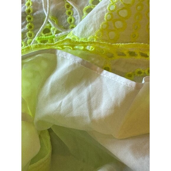 DV Dolce Vita Romper Women Small Yellow Neon Eyelet Lace‎ V Neck Tie Back Shorts - Picture 11 of 12